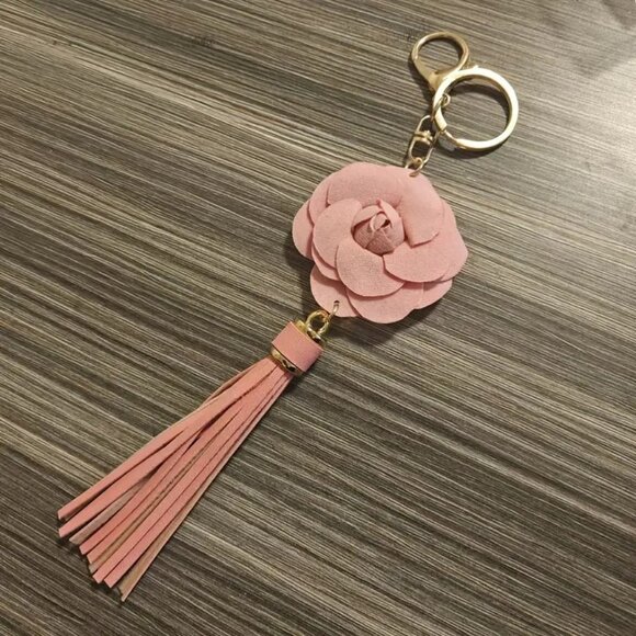 Mauve Rose with Tassle Bag Charm Keychain - Picture 2 of 2